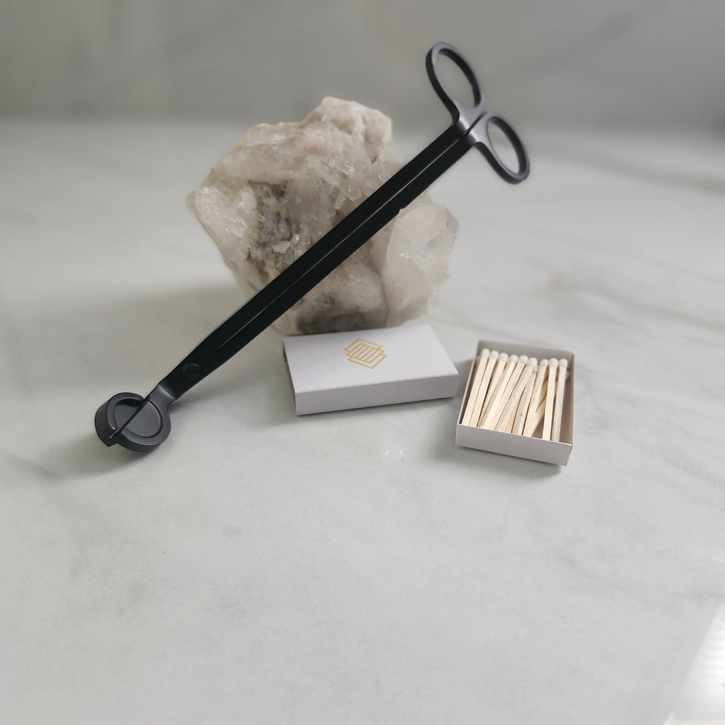 Wick trimmer with matches