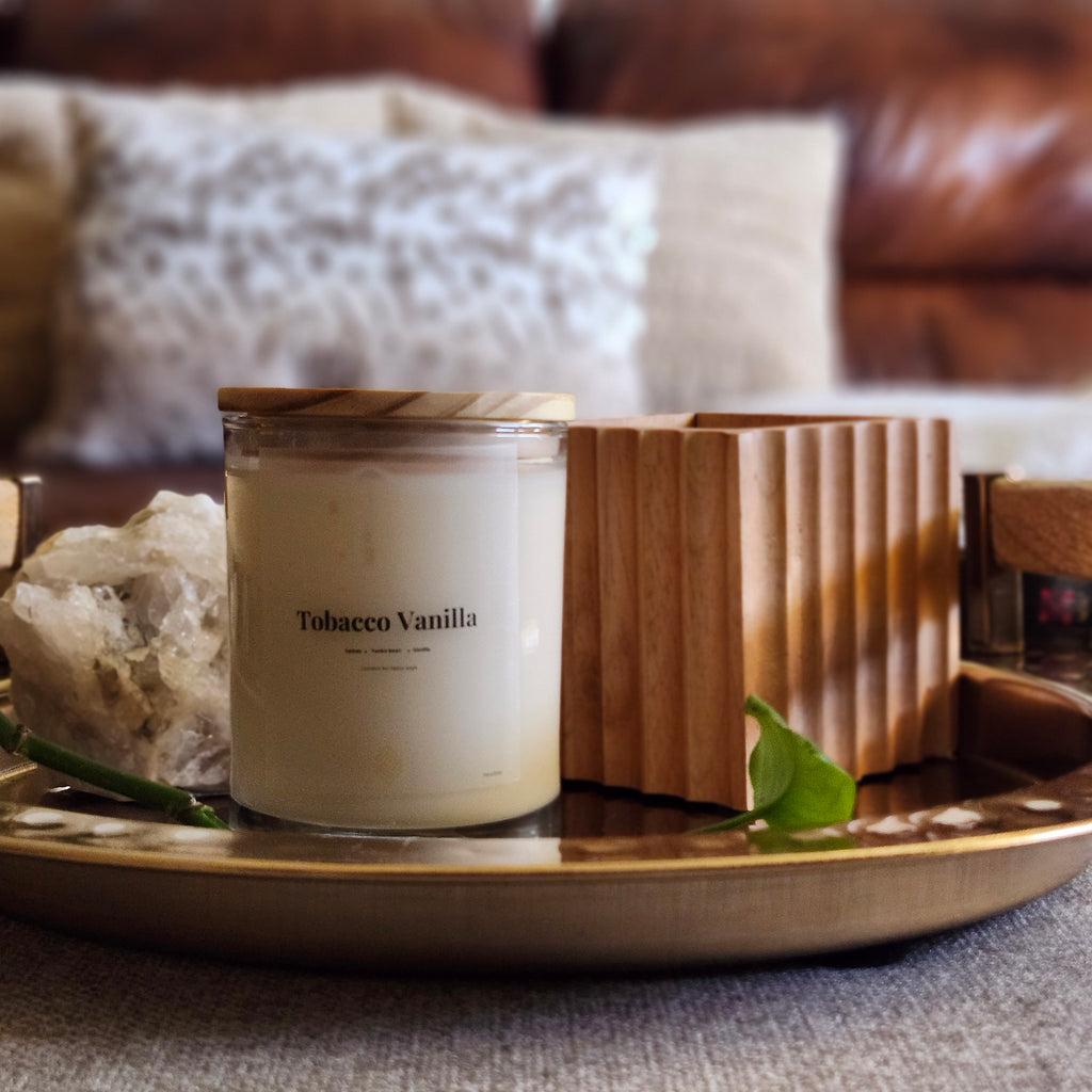 Tobacco & Vanilla - Soy Wax Candle 11oz with Lid